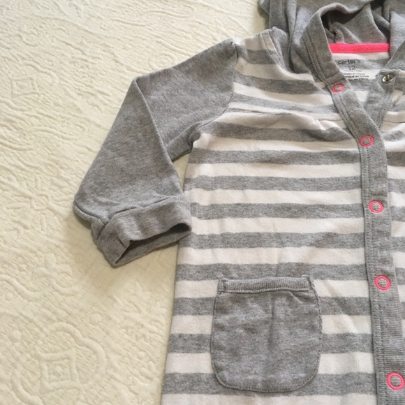 12m (4/$20) Hooded Romper by Carter’s - Picture 5 of 10